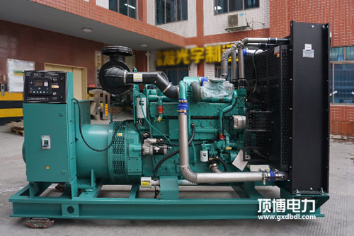 采購(gòu)柴油發(fā)電機(jī)組選哪個(gè)品牌好？玉柴or濰柴，康明斯or上柴？