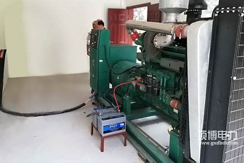 發(fā)動(dòng)機(jī)應(yīng)該加什么型號(hào)的機(jī)油？是越稀越好嗎