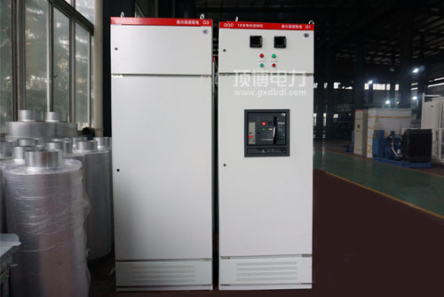 柴油發(fā)電機組的電和市電使用怎么轉(zhuǎn)換的？