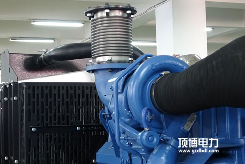 發(fā)電機(jī)組柴油機(jī)這樣保養(yǎng)，使用壽命想不長(zhǎng)都難！